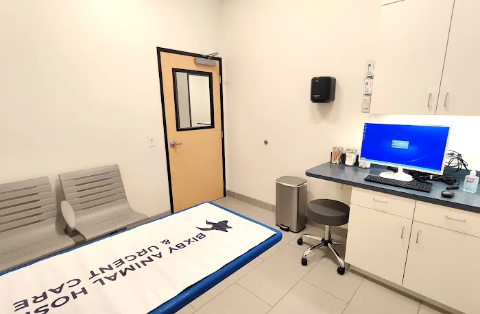 Bixby Animal Hospital & Urgent Care 7