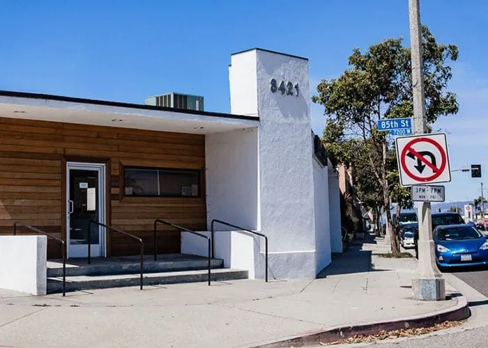 Marina Veterinary Center 9