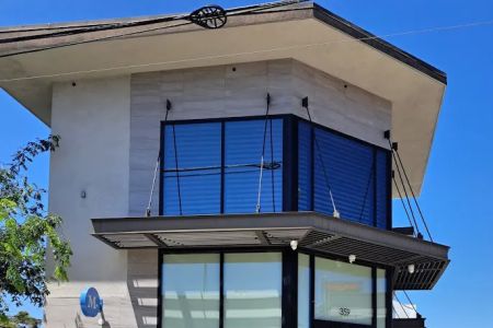 Modern Animal - La Brea