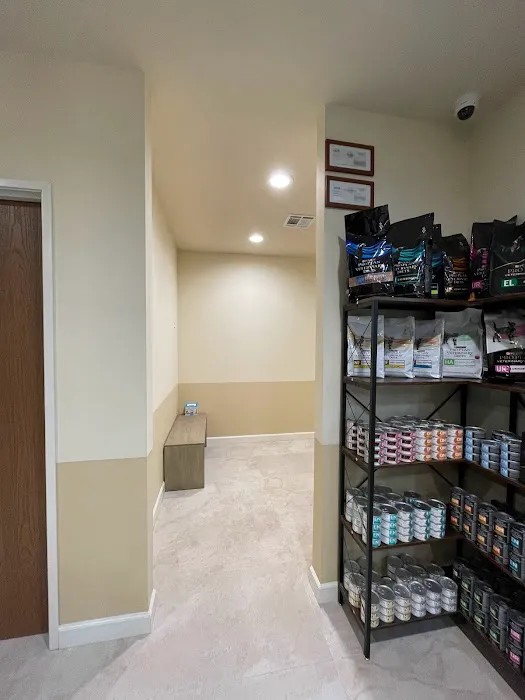 Healthy Paws Animal Hospital 7
