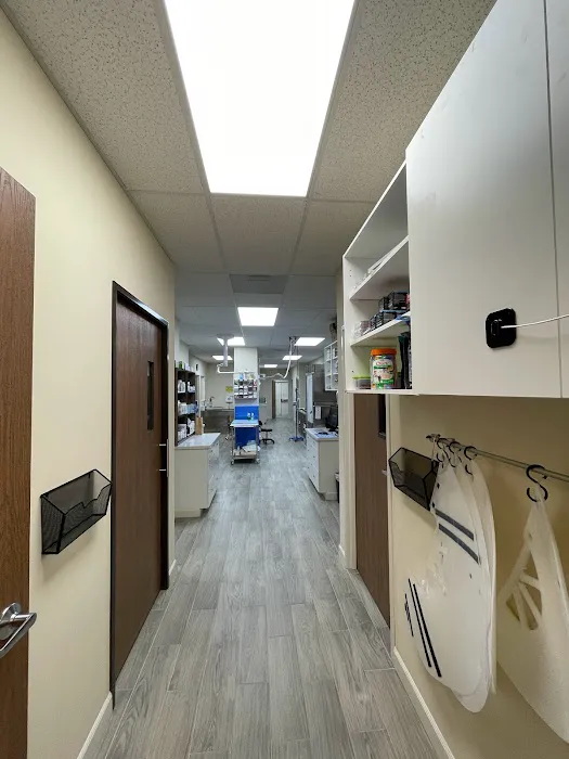 Healthy Paws Animal Hospital 5