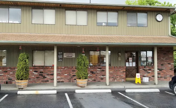 Smokey Point Animal Hospital 12