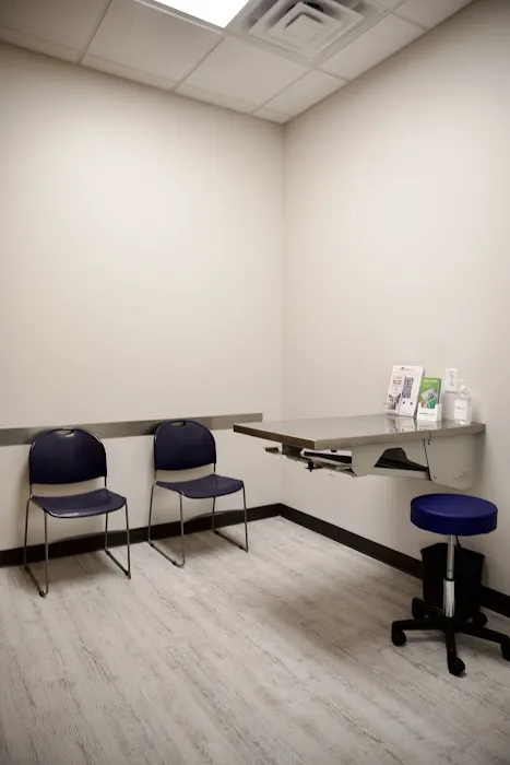 VetExpress Animal Urgent Care 12