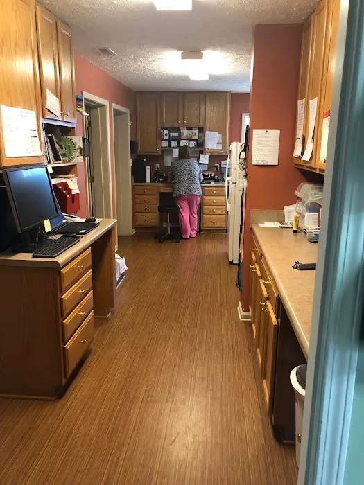 Asheville Veterinary Associates - West 12