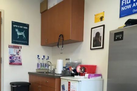Newport Veterinary Center