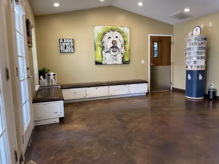 Laurel Oaks Animal Hospital 10