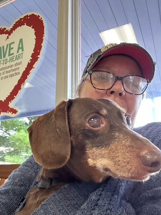 Animal Care Clinic, Dr Lisa Pelfrey 4