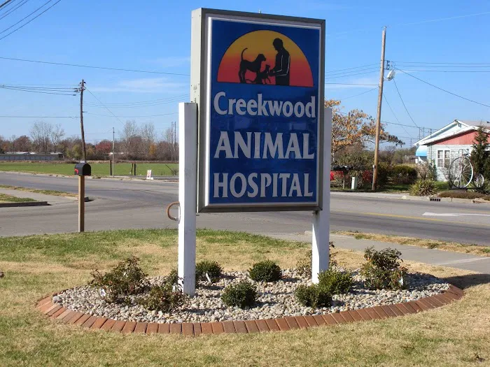 Creekwood Animal Hospital 9