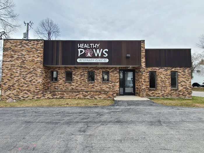 Healthy Paws of Sheboygan 6