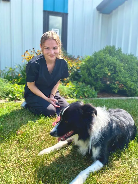 Progress Park Veterinary Hospital 5