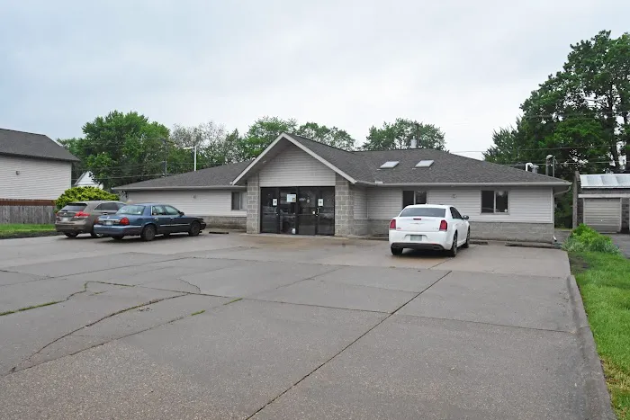 Ambassador Animal Hospital 12