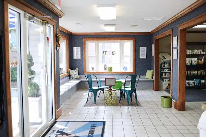 Harrisonburg Animal Hospital 12