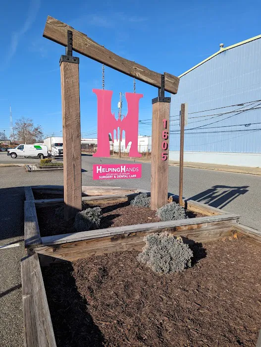 Helping Hands Veterinary Surgery and Dentistry of Virginia 3