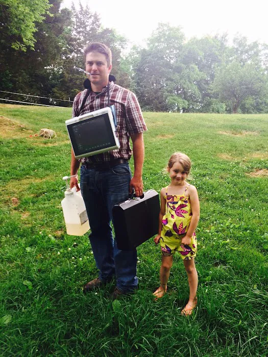 Gladeville Veterinary Services: Travis Whitlow, DVM 6