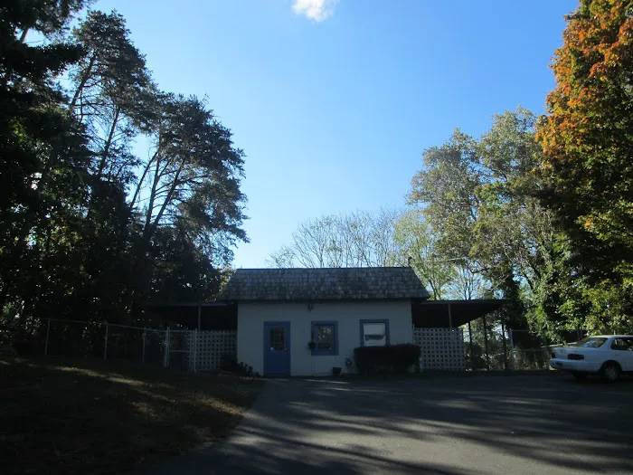 Winston Veterinary Hospital 12
