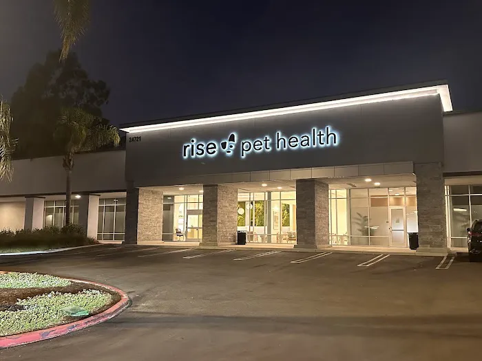 Rise Pet Health Emergency & Specialty Hospital 7