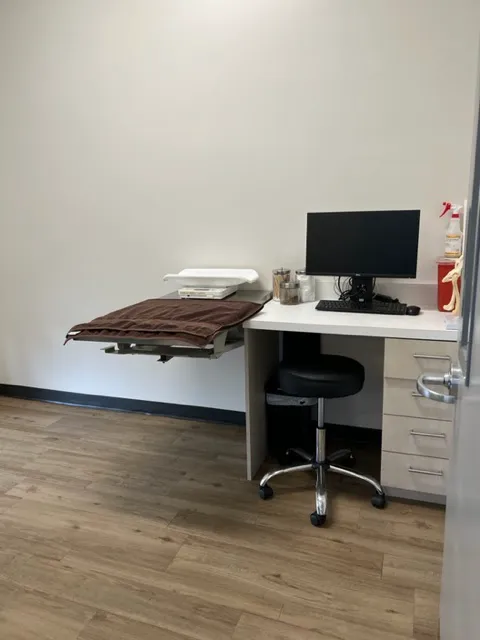 Dana Point Animal Hospital 10