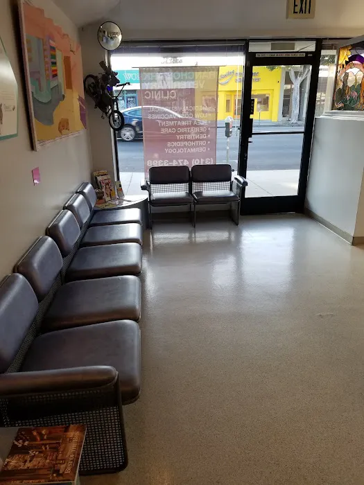 Rancho Park Veterinary Clinic 12