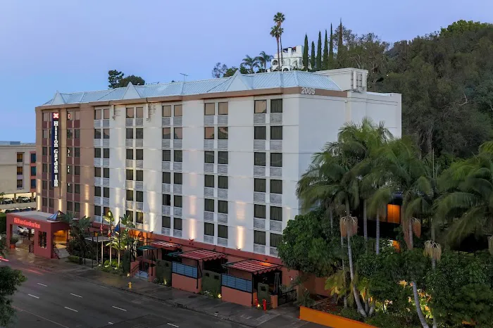 Beverly Hills Small Animal Hospital 10
