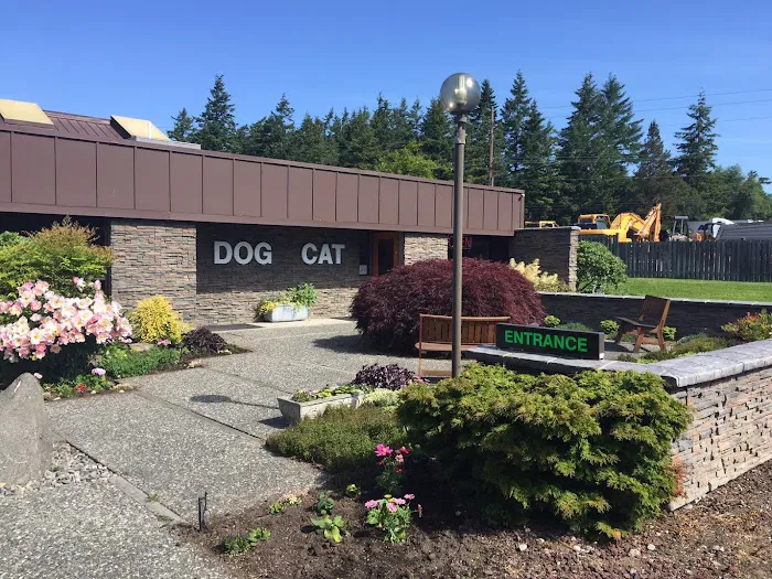 Best Friend's Veterinary Center 12