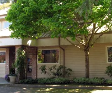 Poulsbo Marina Veterinary Clinic