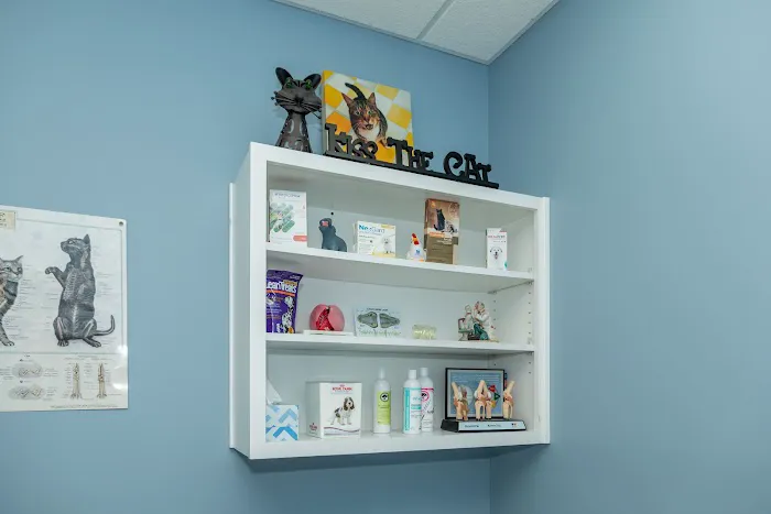Hartland Park Animal Hospital 12