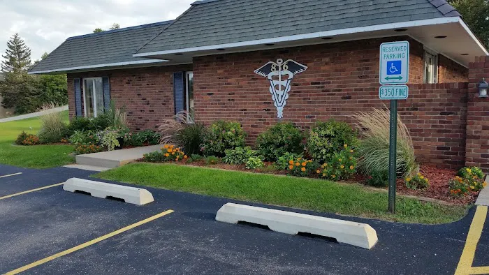 Mt. Hawley Animal Clinic 8