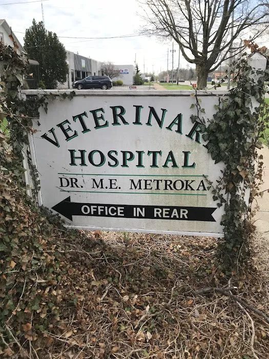 Metroka Michael E DVM 12