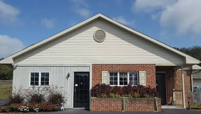 Newville Animal Hospital 10