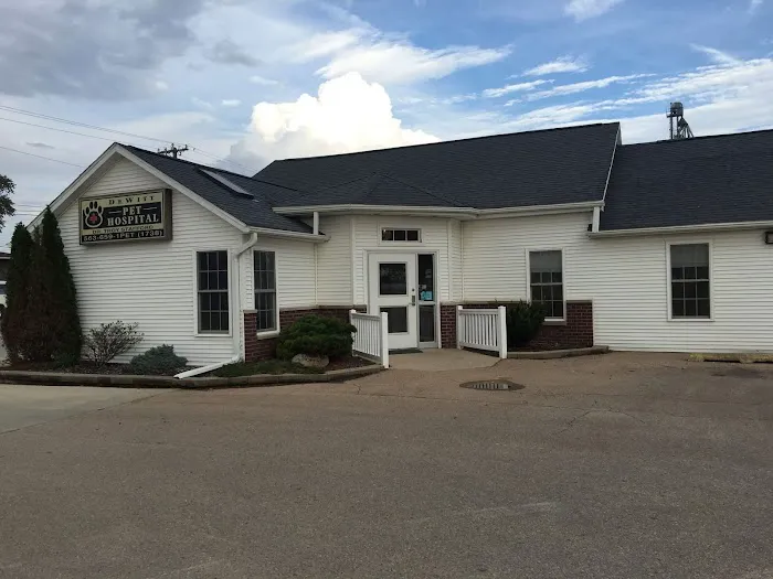DeWitt Pet Hospital 12