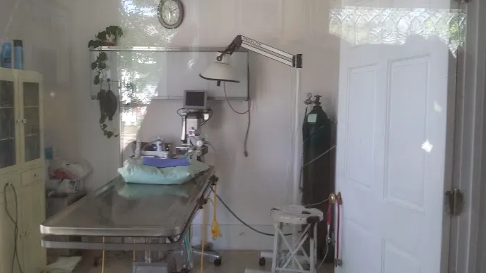 Green Pastures Veterinary SC 4