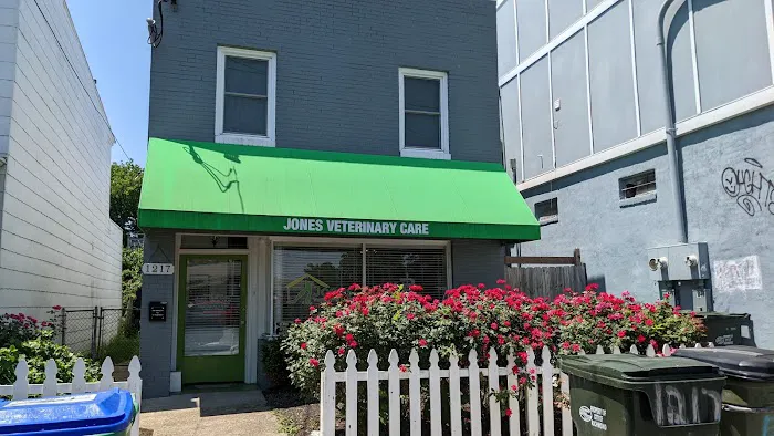 Jones Veterinary Care PLLC 4