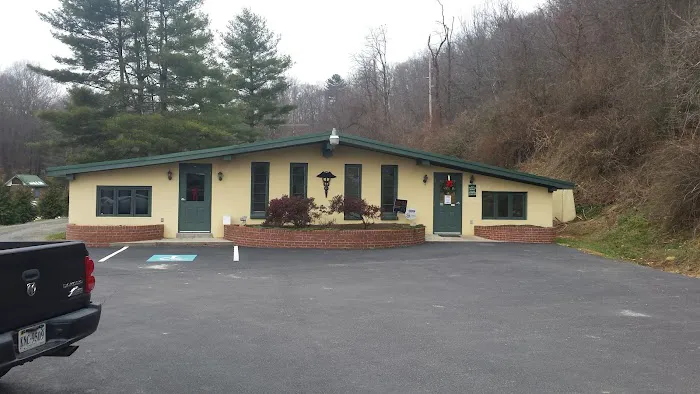 Galax Veterinary Clinic 7