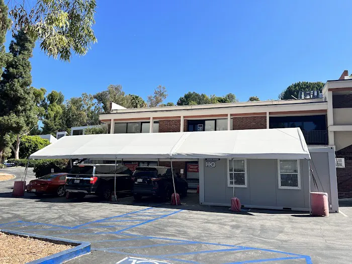 Peninsula Center Pet Hospital 12