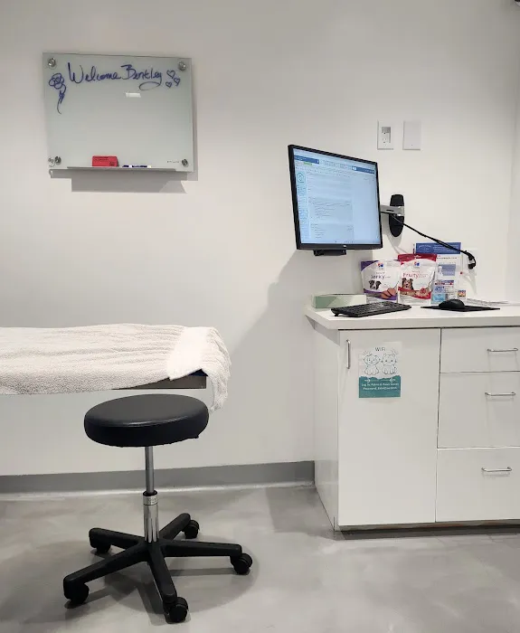 Palms & Paws Veterinary Center 4