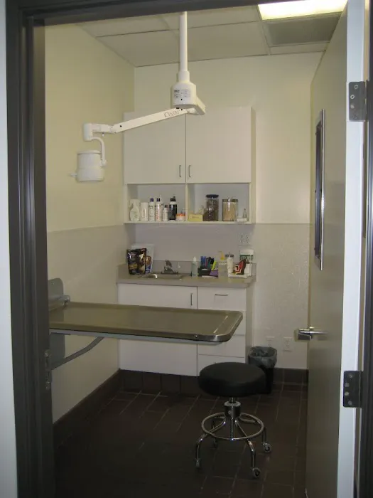 VCA West Los Angeles Animal Hospital 4