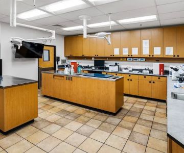 PetSmart Veterinary Services - Stamford