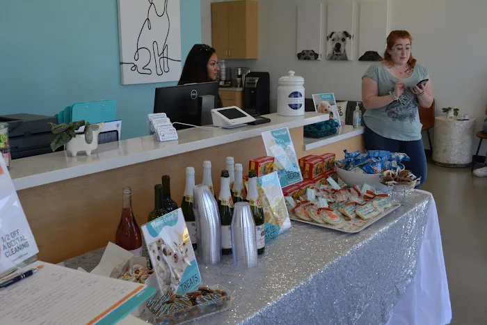 Neighborhood Veterinary Hospital of Oceanside 4