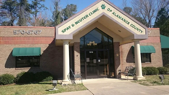 Spay & Neuter Clinic 10