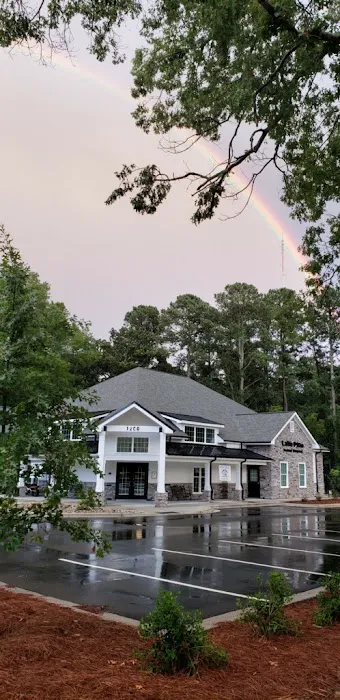 Lake Pine Animal Hospital 12