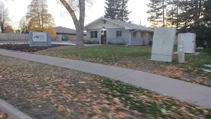 Campus West Vets 6