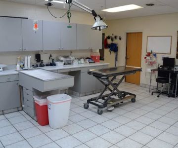 Tri County Animal Emergency Clinic