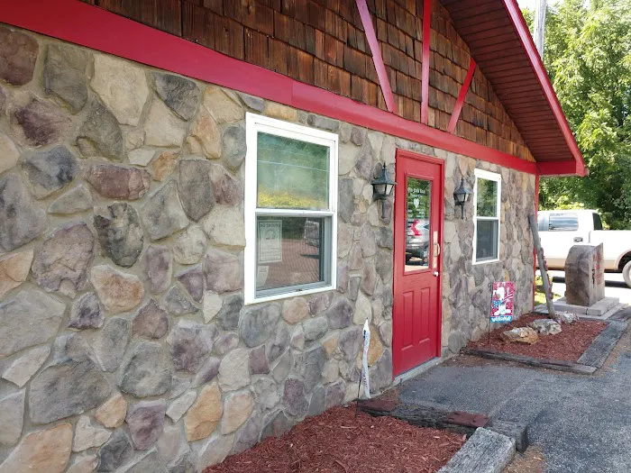 Olde Falls Road Sm Animal Clinic 4