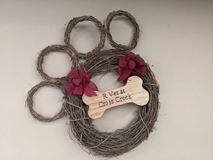 R Veterinary at Cross Creek 5