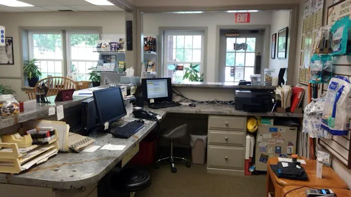 University Drive Veterinary Hospital 5