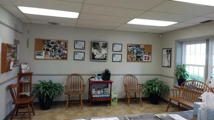 University Drive Veterinary Hospital 4