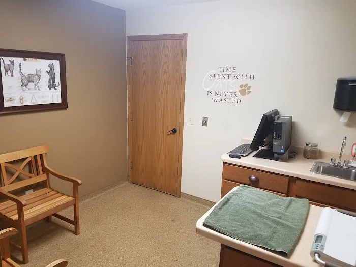 Fox River Animal Hospital 7