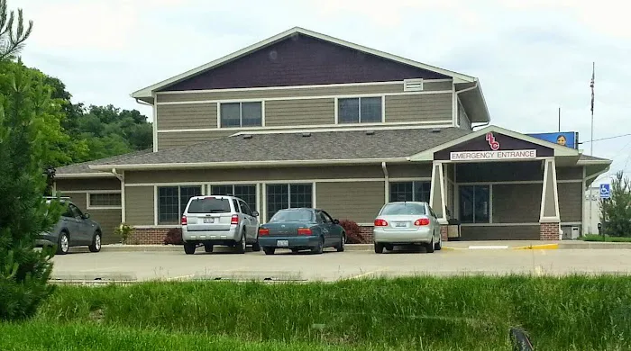 Animal Emergency Center Of The Quad Cities 12