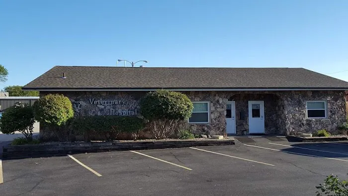 Kimberly Pines Veterinary Hospital 12
