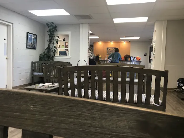 Crater Road Veterinary Hospital 12